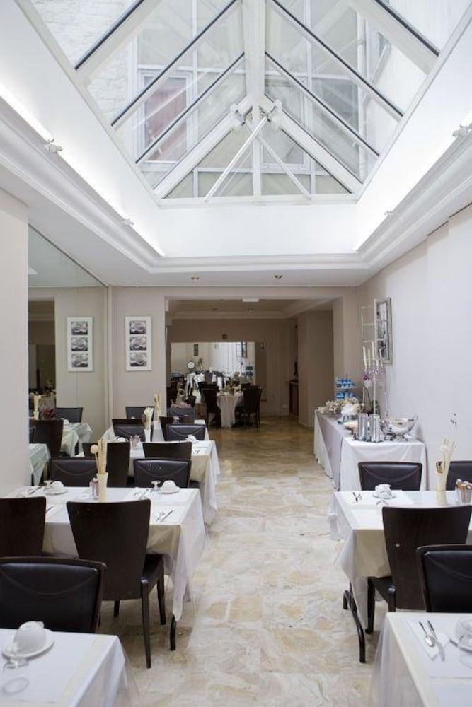 Lebron Hotel Parijs