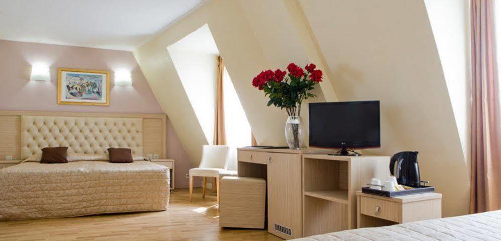 Lebron Hotel Parijs